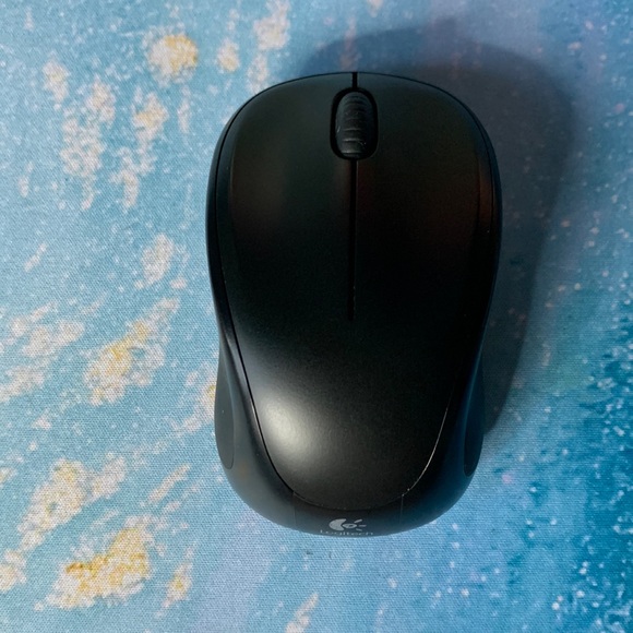 Logitech Computer Mouse - Picture 1 of 7